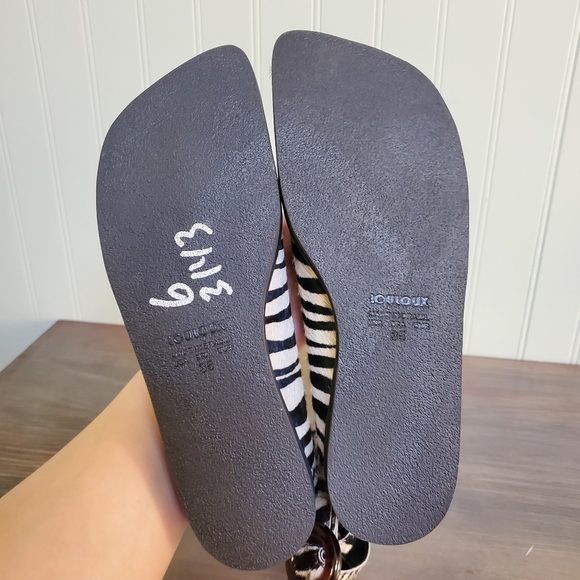 Zebra Flats Pony Hair Abstract Toe Ankle Strap Unique Art to Wear - Picture 10 of 13